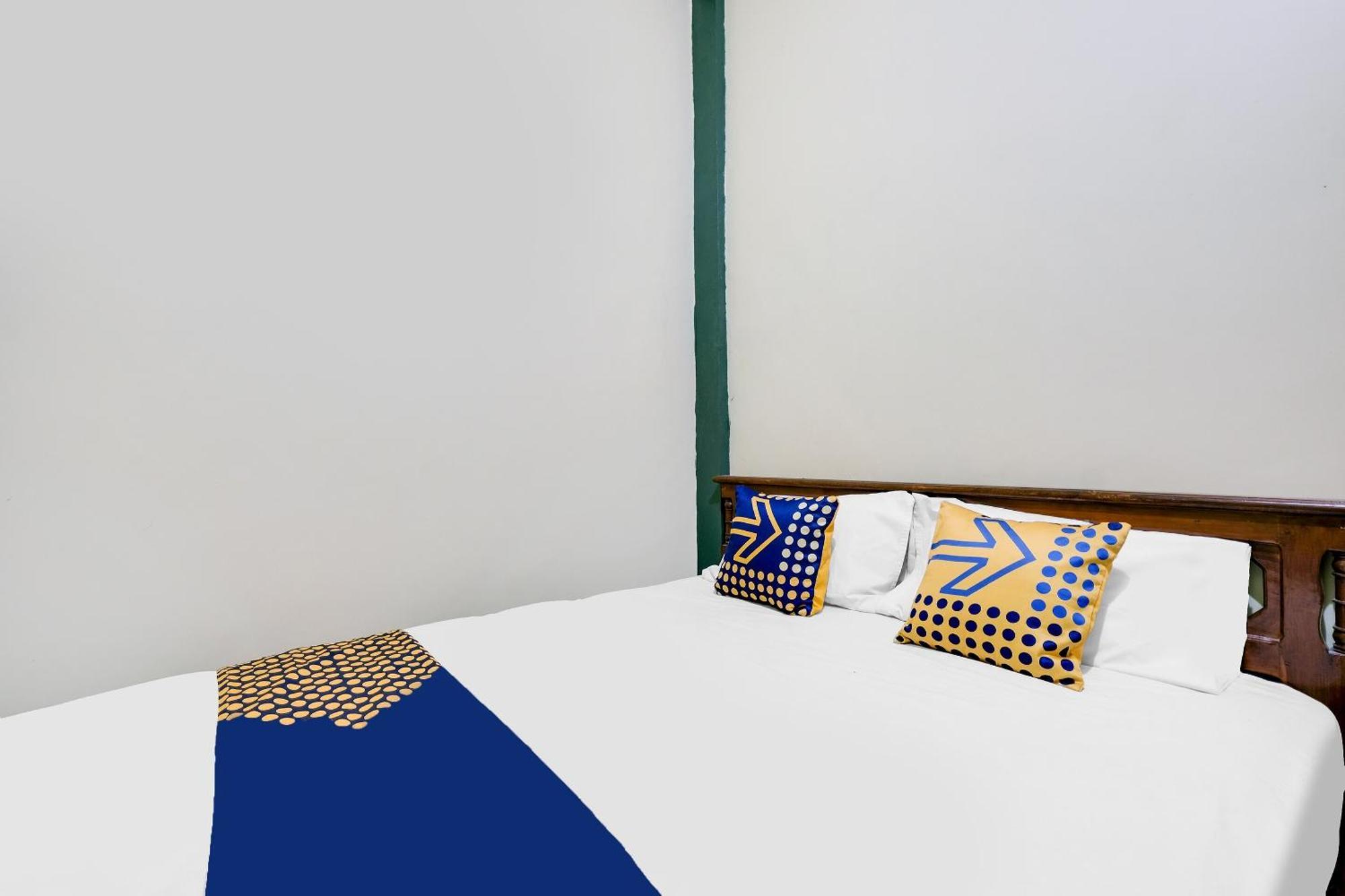 Spot On 92068 Pudja Kesuma Homestay Syariah 日惹 外观 照片
