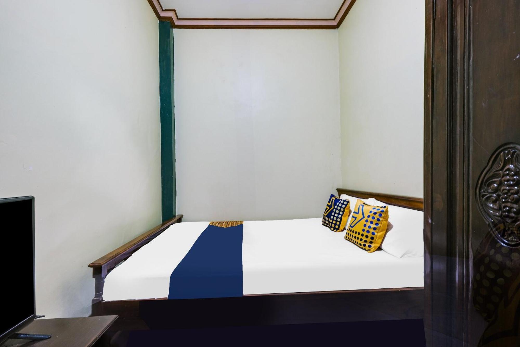 Spot On 92068 Pudja Kesuma Homestay Syariah 日惹 外观 照片