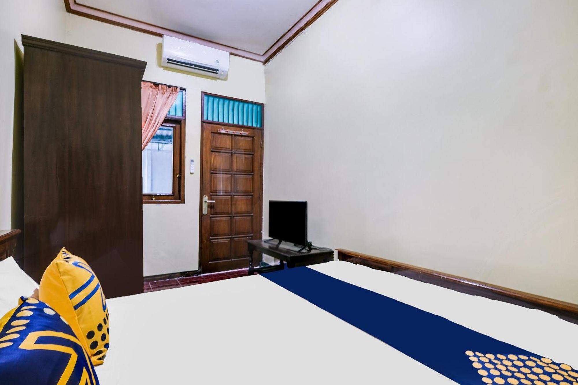 Spot On 92068 Pudja Kesuma Homestay Syariah 日惹 外观 照片