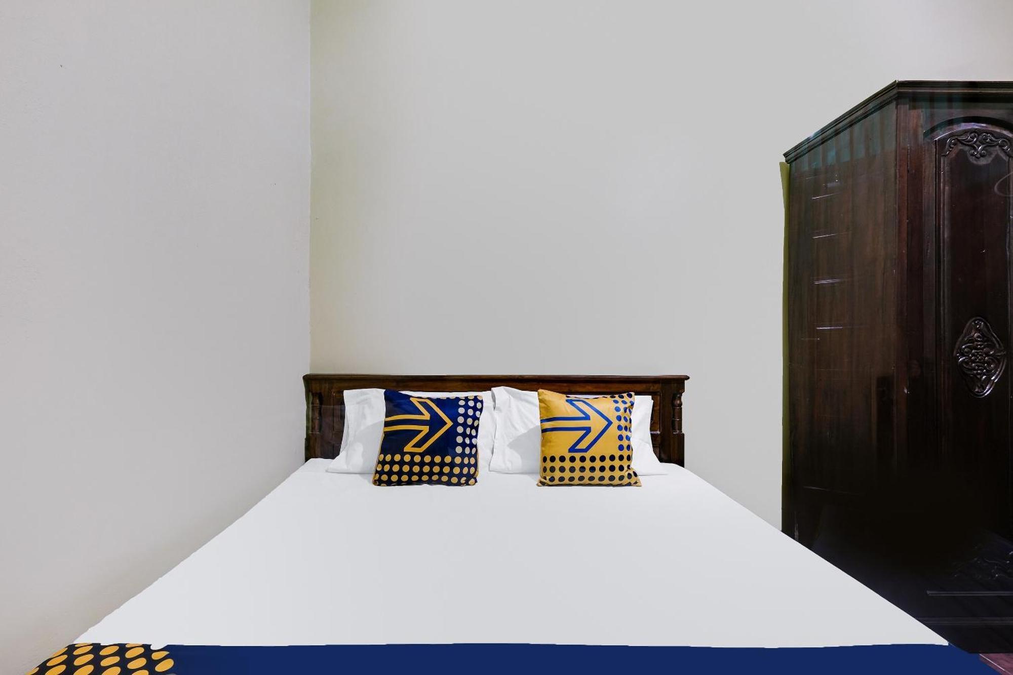 Spot On 92068 Pudja Kesuma Homestay Syariah 日惹 外观 照片